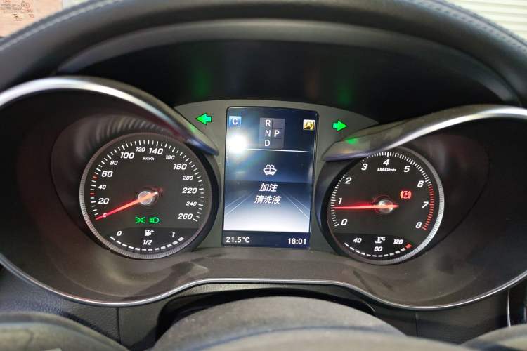 Used Mercedes-Benz GLC 2016 GLC 260 4MATIC Dynamic Edition Instrument Cluster
