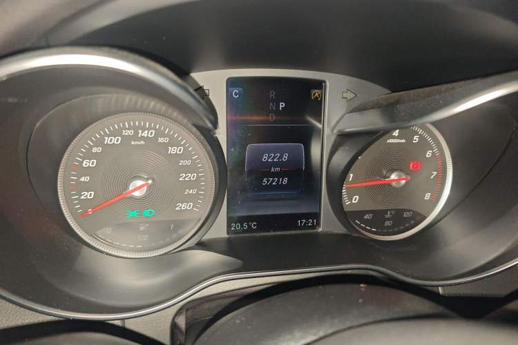 Used Mercedes-Benz GLC 2016 GLC 300 4MATIC Dynamic Model Instrument Cluster