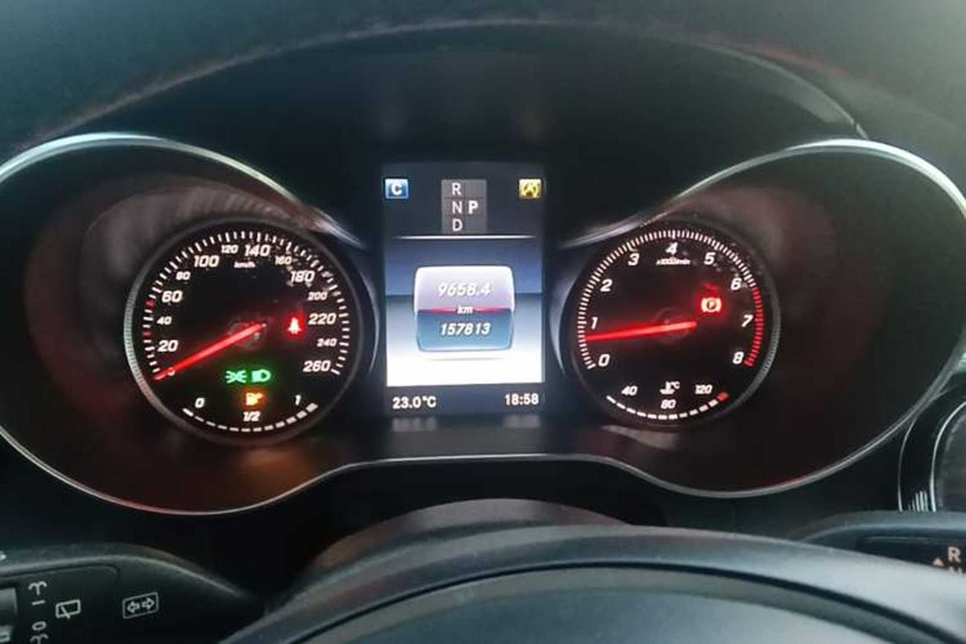 Used Mercedes-Benz GLC 2016 GLC 300 4MATIC Dynamic Model Instrument Cluster