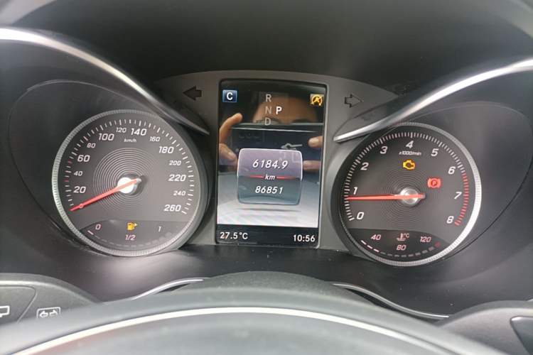 Used Mercedes-Benz GLC 2016 GLC 300 4MATIC Dynamic Model Instrument Cluster