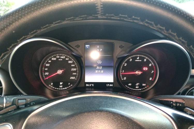Used Mercedes-Benz GLC 2016 GLC 260 4MATIC Dynamic Edition Instrument Cluster