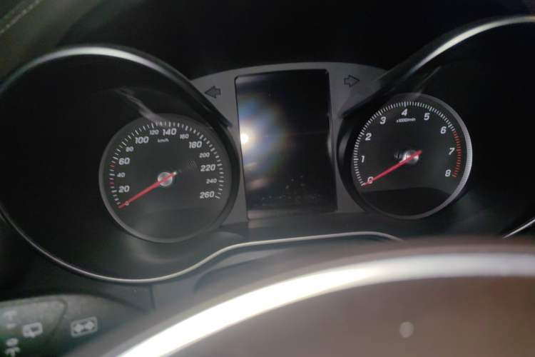Used Mercedes-Benz GLC 2016 GLC 260 4MATIC Dynamic Edition Instrument Cluster