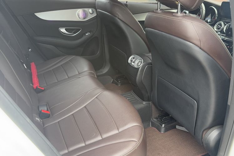 Used Mercedes-Benz GLC 2016 GLC 200 4MATIC Interior 2