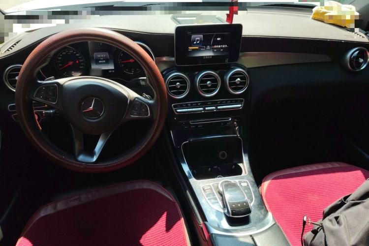 Used Mercedes-Benz GLC 2016 GLC 200 4MATIC Interior 2