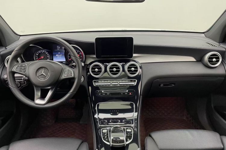 Used Mercedes-Benz GLC 2016 GLC 200 4MATIC Interior 7