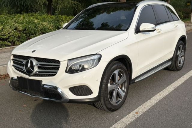 Used Mercedes-Benz GLC 2016 GLC 300 4MATIC Dynamic Model