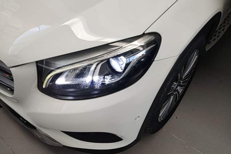 Used Mercedes-Benz GLC 2016 GLC 200 4MATIC Left Front Headlight
