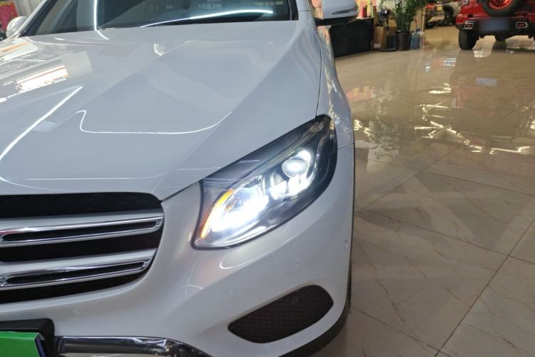 Used Mercedes-Benz GLC 2016 GLC 260 4MATIC Luxury Model Left Front Headlight