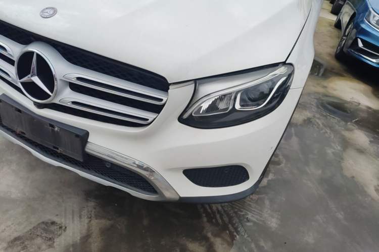 Used Mercedes-Benz GLC 2016 GLC 260 4MATIC Luxury Model Left Front Headlight