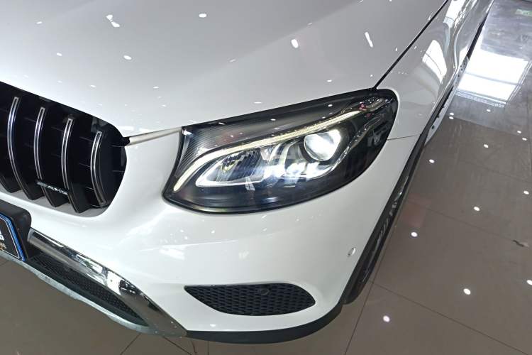 Used Mercedes-Benz GLC 2016 GLC 260 4MATIC Dynamic Edition Left Front Headlight