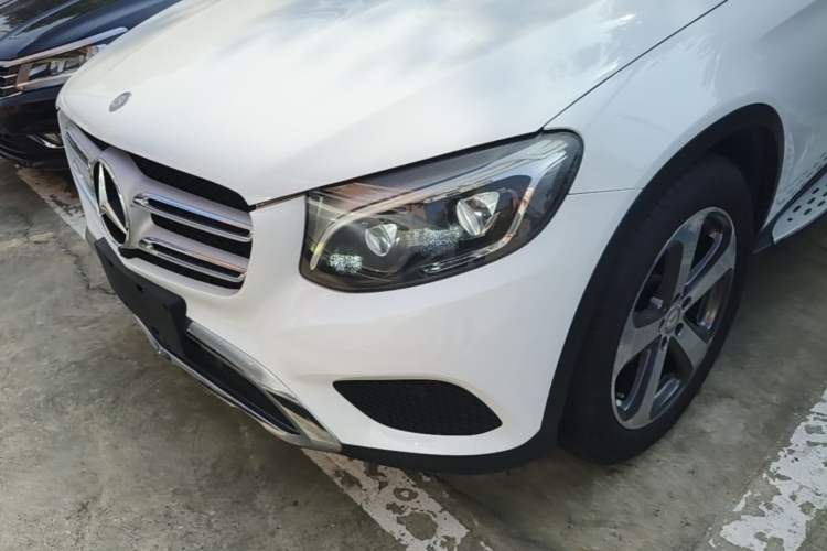 Used Mercedes-Benz GLC 2016 GLC 300 4MATIC Dynamic Model Left Front Headlight