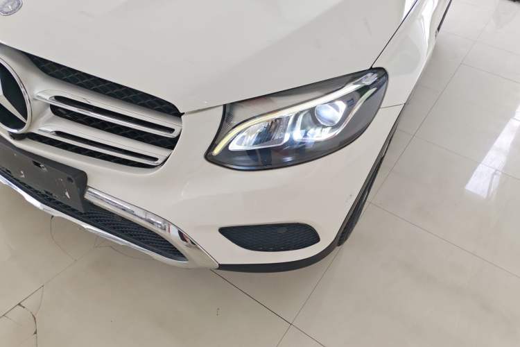 Used Mercedes-Benz GLC 2016 GLC 260 4MATIC Luxury Model Left Front Headlight