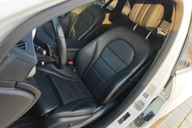 Used Mercedes-Benz GLC 2016 GLC 260 4MATIC Dynamic Edition Left Front Seat