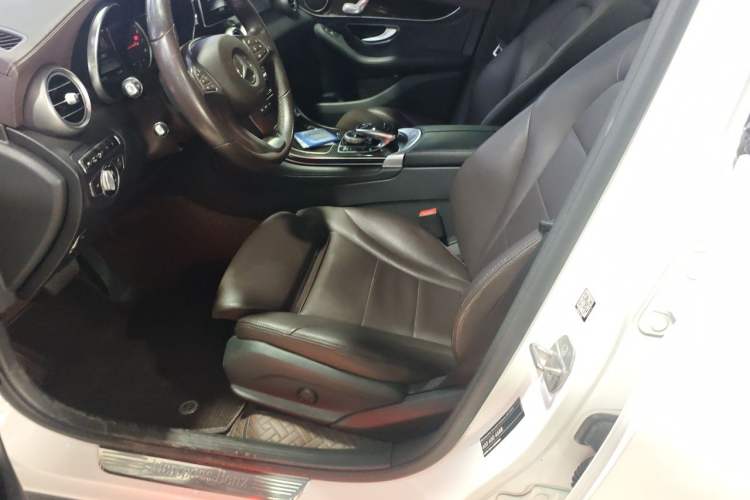 Used Mercedes-Benz GLC 2016 GLC 260 4MATIC Luxury Model Left Front Seat