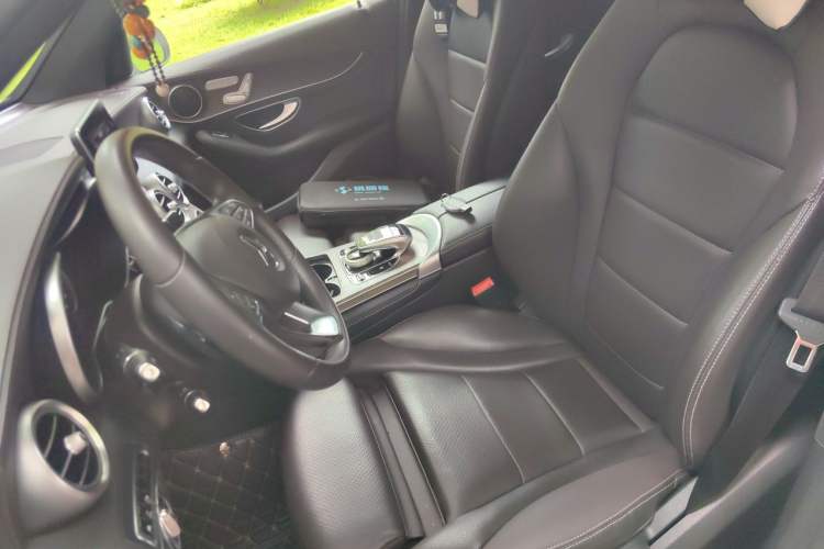 Used Mercedes-Benz GLC 2016 GLC 300 4MATIC Dynamic Model Left Front Seat