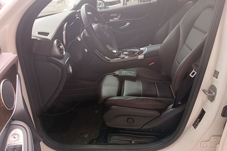 Used Mercedes-Benz GLC 2016 GLC 260 4MATIC Luxury Model Left Front Seat