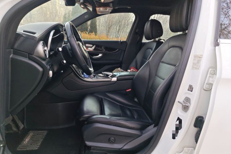 Used Mercedes-Benz GLC 2016 GLC 260 4MATIC Luxury Model Left Front Seat