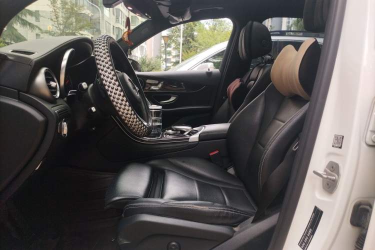 Used Mercedes-Benz GLC 2016 GLC 260 4MATIC Luxury Model Left Front Seat