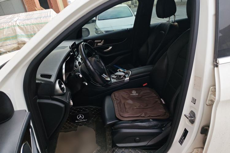 Used Mercedes-Benz GLC 2016 GLC 260 4MATIC Dynamic Edition Left Front Seat