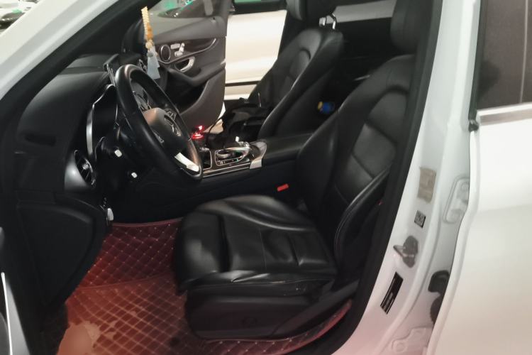 Used Mercedes-Benz GLC 2016 GLC 260 4MATIC Luxury Model Left Front Seat