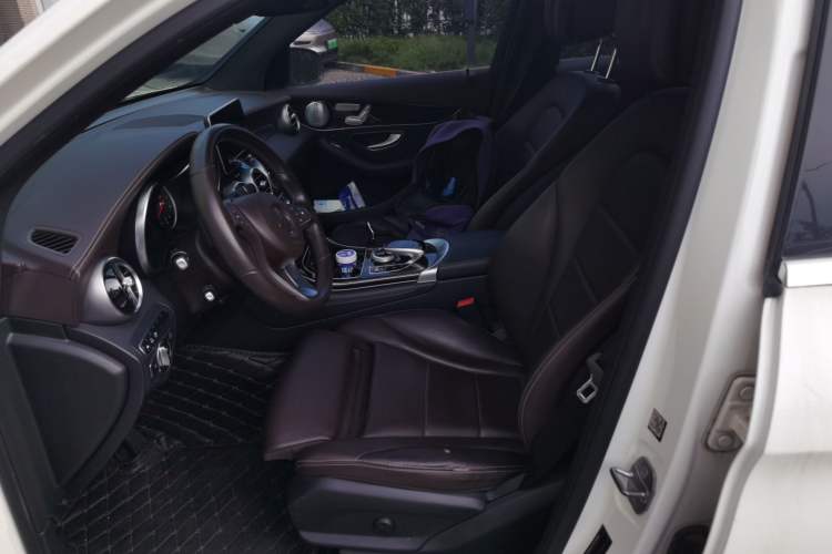 Used Mercedes-Benz GLC 2016 GLC 260 4MATIC Luxury Model Left Front Seat