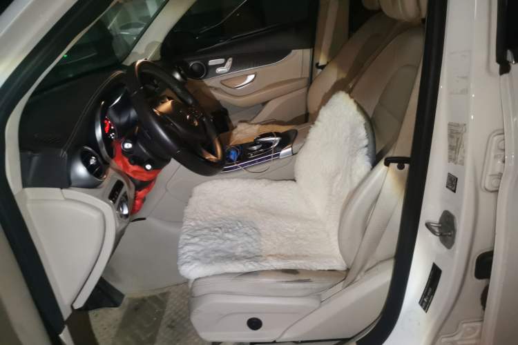 Used Mercedes-Benz GLC 2016 GLC 300 4MATIC Dynamic Model Left Front Seat