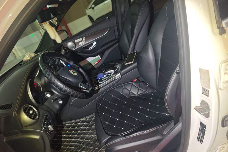 Used Mercedes-Benz GLC 2016 GLC 300 4MATIC Dynamic Model Left Front Seat