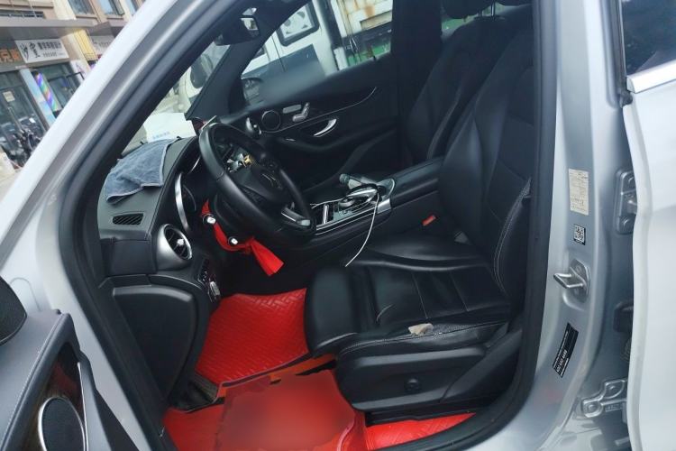 Used Mercedes-Benz GLC 2016 GLC 260 4MATIC Luxury Model Left Front Seat