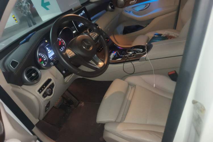 Used Mercedes-Benz GLC 2016 GLC 260 4MATIC Luxury Model Left Front Seat