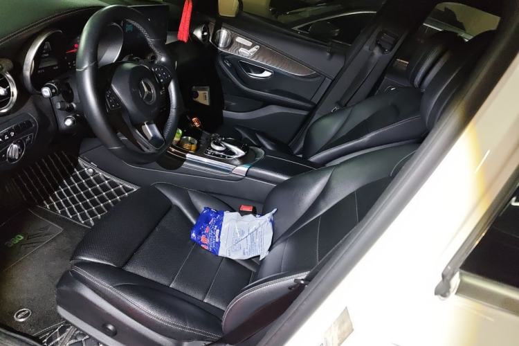 Used Mercedes-Benz GLC 2016 GLC 300 4MATIC Dynamic Model Left Front Seat