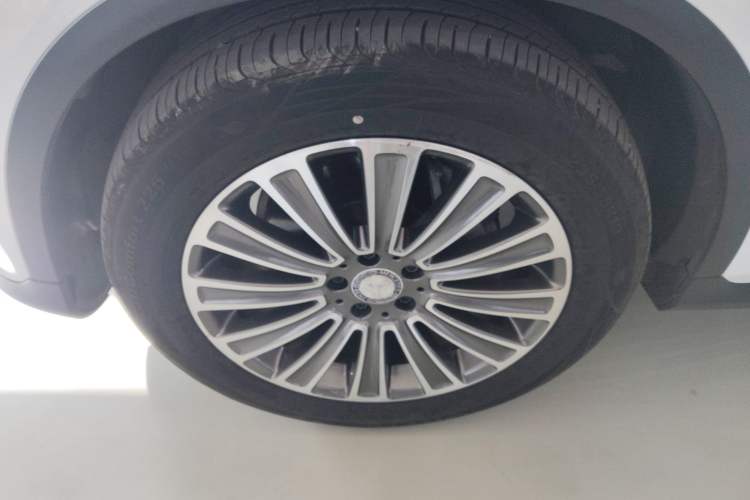 Used Mercedes-Benz GLC 2016 GLC 200 4MATIC Left Front Wheel Hub