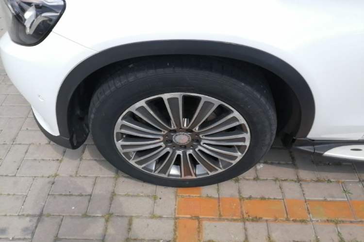 Used Mercedes-Benz GLC 2016 GLC 200 4MATIC Left Front Wheel Hub