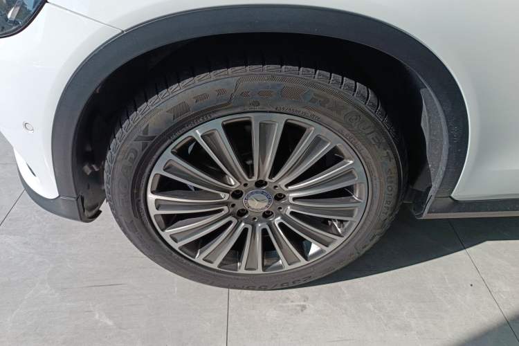 Used Mercedes-Benz GLC 2016 GLC 200 4MATIC Left Front Wheel Hub