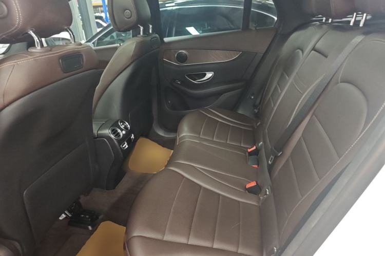 Used Mercedes-Benz GLC 2016 GLC 300 4MATIC Dynamic Model Left Rear Seat