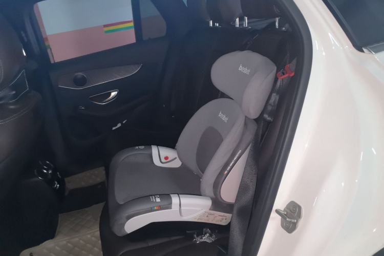 Used Mercedes-Benz GLC 2016 GLC 300 4MATIC Dynamic Model Left Rear Seat