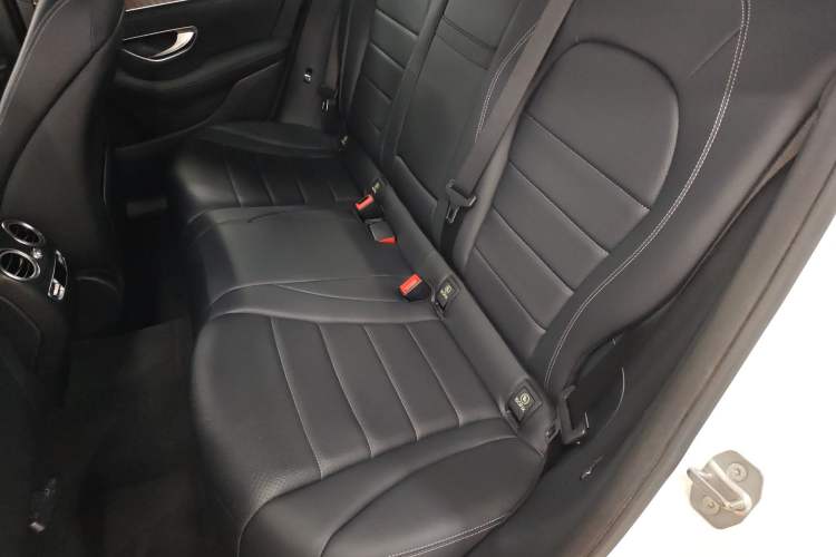 Used Mercedes-Benz GLC 2016 GLC 300 4MATIC Dynamic Model Left Rear Seat