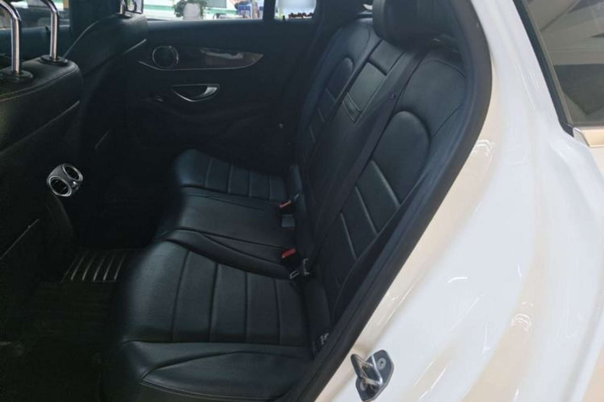 Used Mercedes-Benz GLC 2016 GLC 260 4MATIC Luxury Model Left Rear Seat