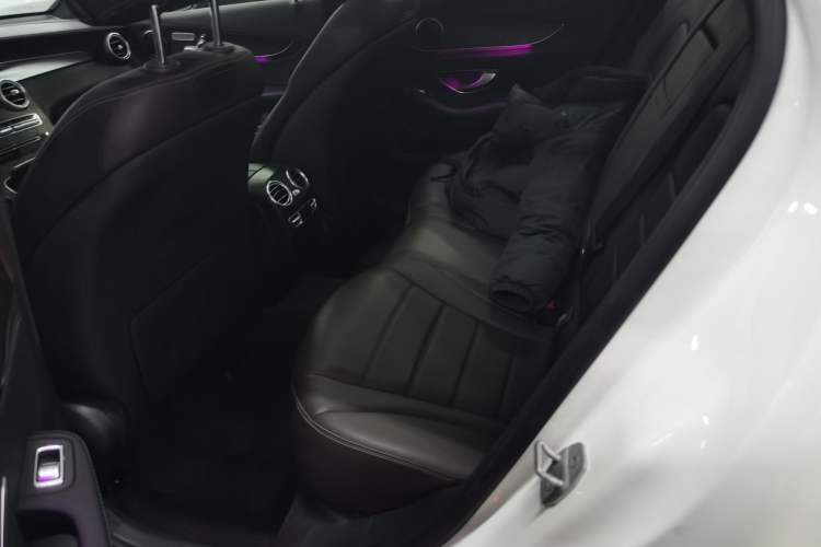 Used Mercedes-Benz GLC 2016 GLC 300 4MATIC Dynamic Model Left Rear Seat