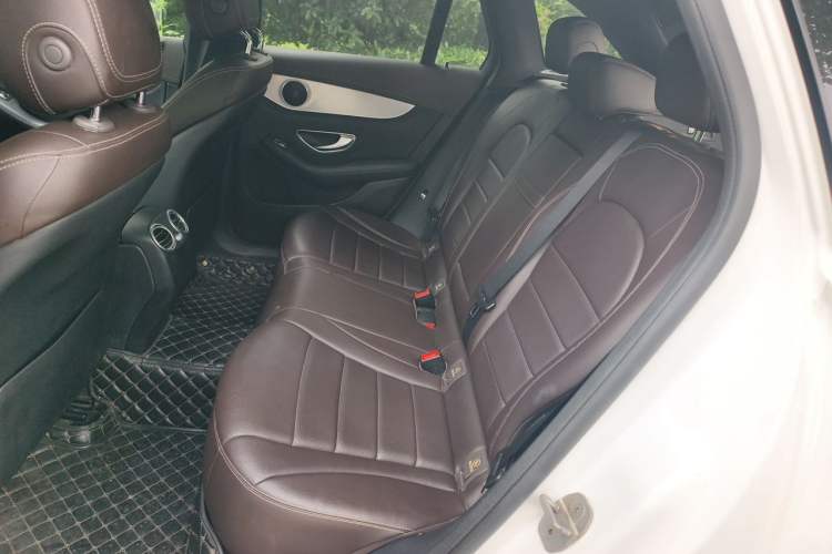 Used Mercedes-Benz GLC 2016 GLC 200 4MATIC Left Rear Seat