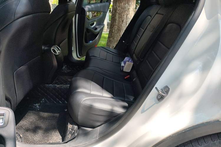 Used Mercedes-Benz GLC 2016 GLC 260 4MATIC Dynamic Edition Left Rear Seat