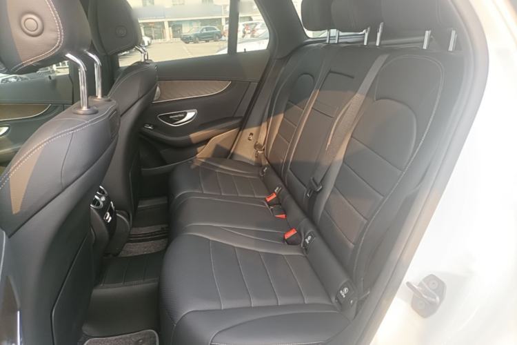 Used Mercedes-Benz GLC 2016 GLC 300 4MATIC Dynamic Model Left Rear Seat
