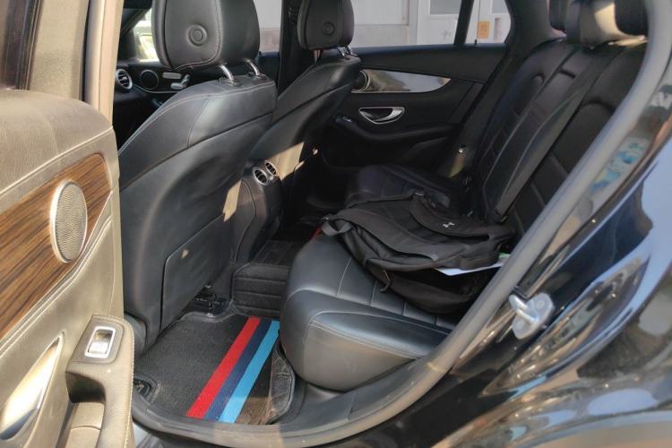 Used Mercedes-Benz GLC 2016 GLC 260 4MATIC Luxury Model Left Rear Seat