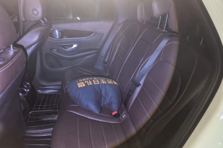 Used Mercedes-Benz GLC 2016 GLC 260 4MATIC Luxury Model Left Rear Seat