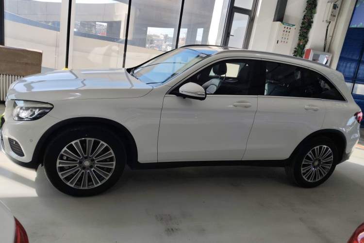 Used Mercedes-Benz GLC 2016 GLC 200 4MATIC Left Side
