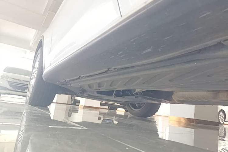 Used Mercedes-Benz GLC 2016 GLC 200 4MATIC Left Side Sill
