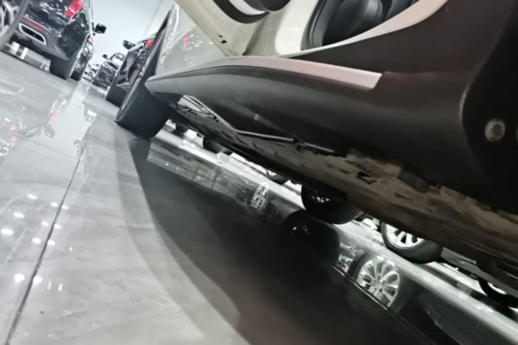 Used Mercedes-Benz GLC 2016 GLC 200 4MATIC Left Side Sill