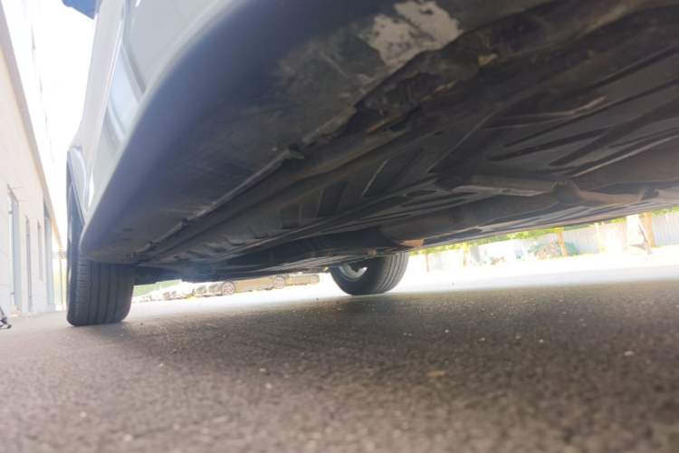 Used Mercedes-Benz GLC 2016 GLC 260 4MATIC Luxury Model Left Side Sill