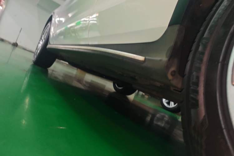 Used Mercedes-Benz GLC 2016 GLC 200 4MATIC Left Side Sill