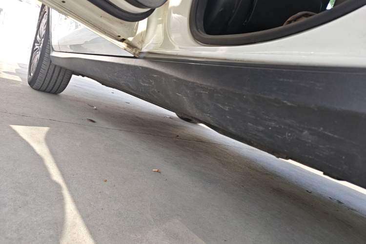 Used Mercedes-Benz GLC 2016 GLC 200 4MATIC Left Side Sill