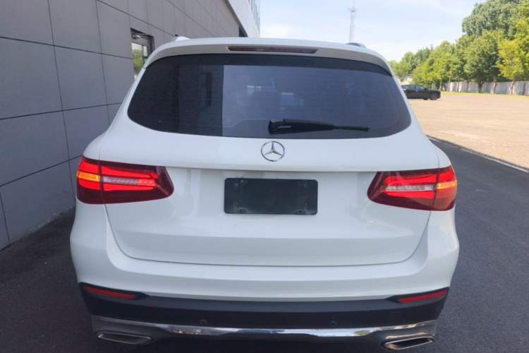 Used Mercedes-Benz GLC 2016 GLC 260 4MATIC Luxury Model Rear